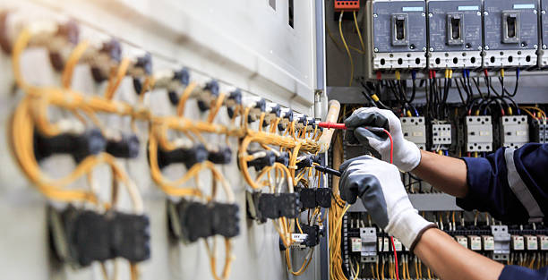 Professional Electrician technician working in New Castle, IN